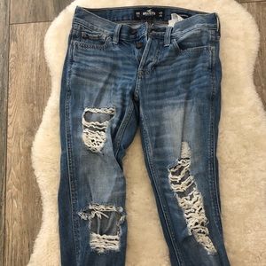 HOLLISTER BOYFRIEND JEANS